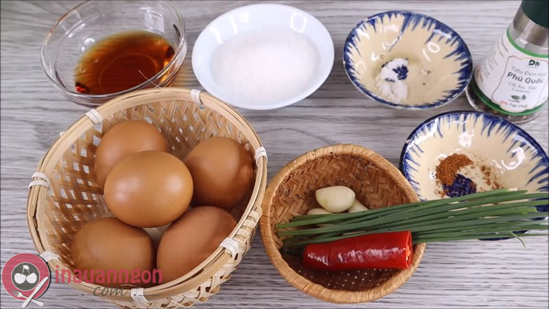 Nguyên liệu cần chuẩn bị để làm món trứng chiên đơn giản