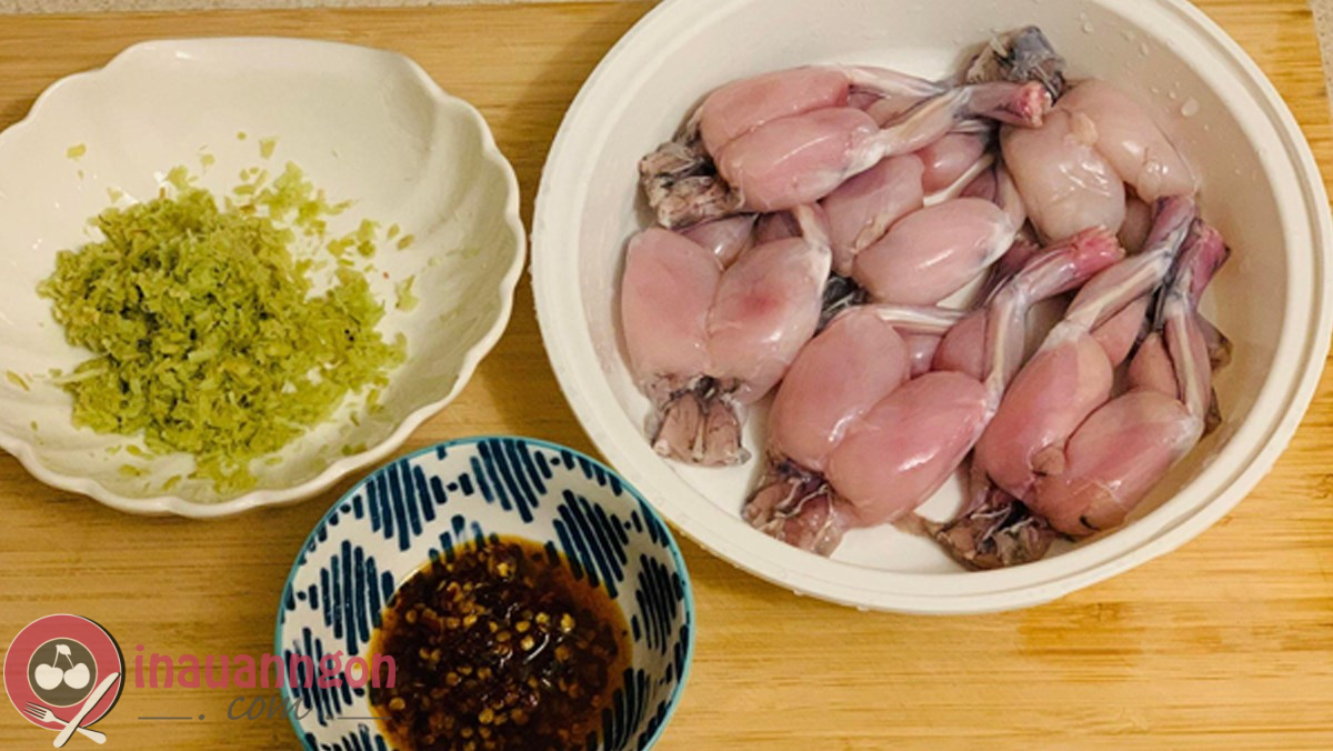 Nguyên liệu cần chuẩn bị để thực hiện đùi ếch xào giấm tỏi